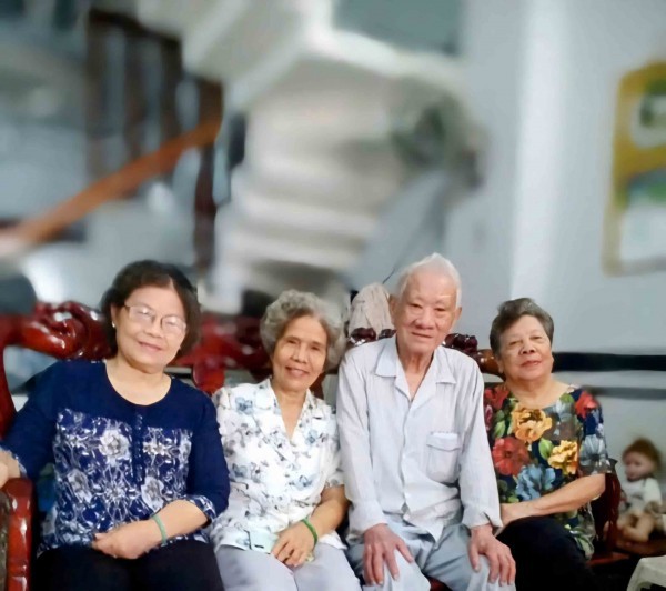 Đài Phát thanh Giải Phóng Cơ quan CP90 của chúng tôi Đài Phát thanh Giải Phóng Cơ quan CP90 của chúng tôi