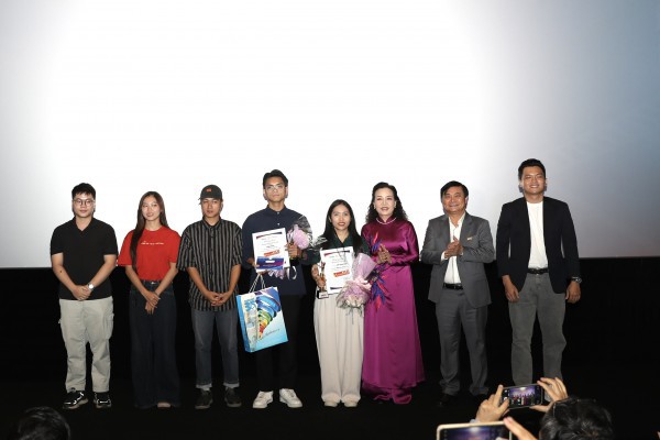 Đạo diễn trẻ nói gì về cuộc thi phim ngắn Việt Nam - Đạo diễn trẻ nói gì về cuộc thi phim ngắn Việt Nam -