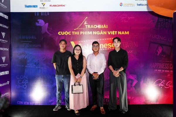Đạo diễn trẻ nói gì về cuộc thi phim ngắn Việt Nam - Đạo diễn trẻ nói gì về cuộc thi phim ngắn Việt Nam -