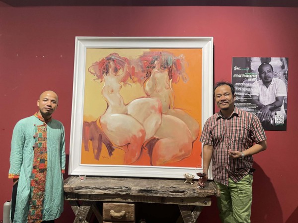 Đầu năm xem triển lãm của họa sĩ Tứ Rô, lắng nghe phái đẹp kể chuyện