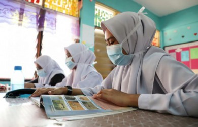 Cựu nữ sinh Malaysia kiện giáo viên ‘cúp tiết’