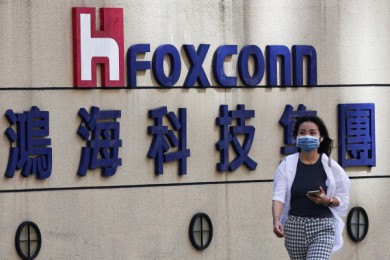 Foxconn rút khỏi siêu dự án sản xuất chất bán dẫn ở Ấn Độ