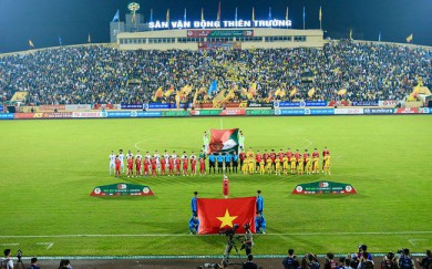 Số liệu chuyên môn sau vòng 5 V.League 2023/24: Sân Thiên Trường mở hội