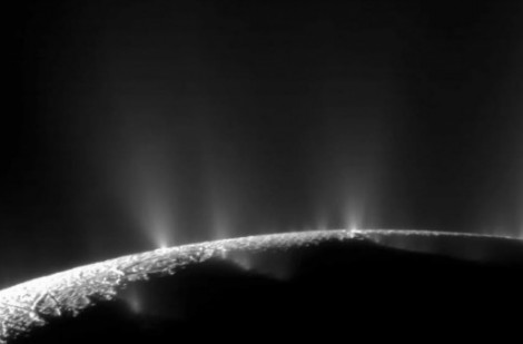 Mặt trăng Enceladus của sao Thổ - nơi hứa hẹn để tìm kiếm sự sống ngoài Trái Đất