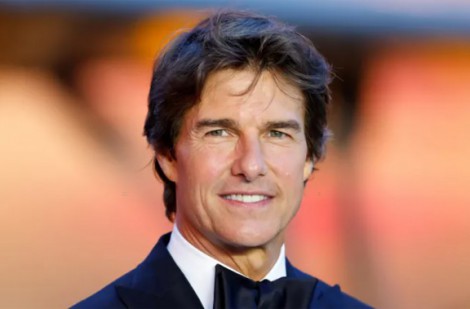 Tom Cruise tìm thấy tình yêu mới với người kém mình gần nửa số tuổi