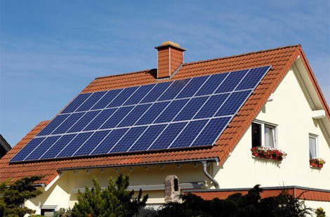 Bộ Công Thương nói gì về đề xuất mở rộng phạm vi lắp đặt điện mặt trời mái nhà?