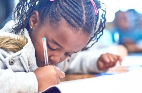 Các trường học ở California chú trọng dạy tập viết cho trẻ nhỏ