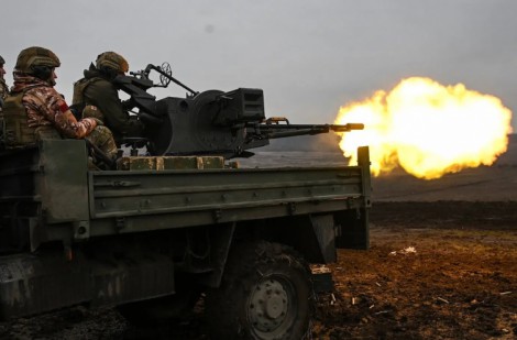 EU có thể lách luật để viện trợ vũ khí cho Ukraine và chiếm hữu tài sản Nga