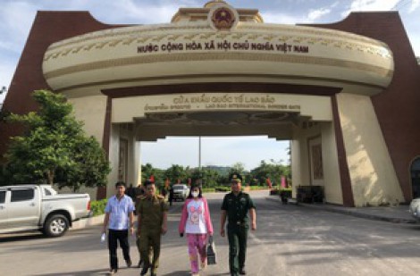 Giải cứu cô gái 20 tuổi bị bán sang Lào, ép bán dâm có thai