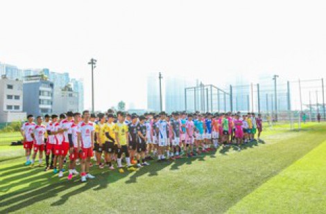 Gojek tổ chức giải bóng đá gắn kết cộng đồng tài xế