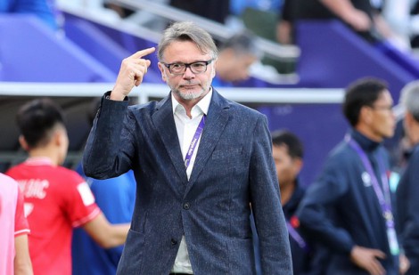 HLV Philippe Troussier: “Đội tuyển cần giữ sự tự tin, tích cực để chuẩn bị cho trận đấu gặp Indonesia”