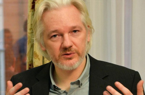 Julian Assange được tại ngoại và trở về Australia