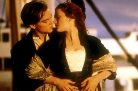 Kate Winslet thú nhận hôn Leonardo DiCaprio trong 'Titanic' là 'ác mộng'