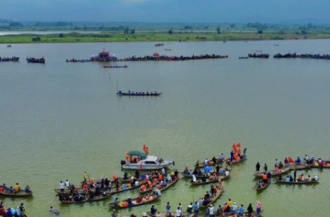 Lễ hội đua thuyền ở Quảng Ngãi là di sản văn hóa phi vật thể quốc gia