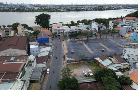 TP.Biên Hòa mượn tạm khu 'đất vàng' làm bãi đậu xe ô tô miễn phí