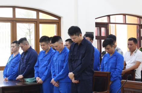 Đồng Nai: Nhóm bị cáo ‘tuyển việc nhẹ lương cao’ rồi lừa bán qua Campuchia lãnh án