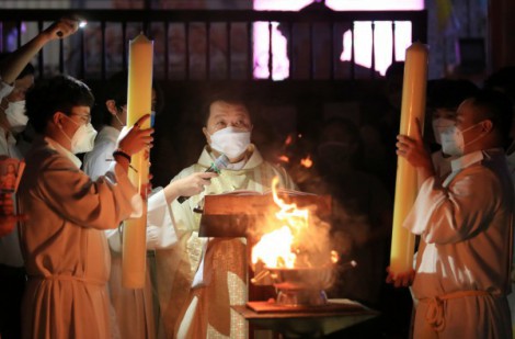 Người Công giáo ở TP.HCM đón Lễ Phục sinh tại Nhà thờ Tân Định
