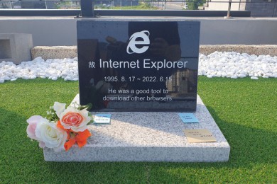Internet Explorer bị dựng bia mộ tại Hàn Quốc