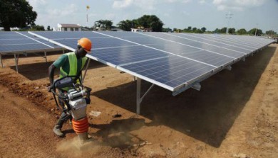 Chống chịu với khí hậu và chuyển đổi năng lượng công bằng - hai vấn đề chính của châu Phi