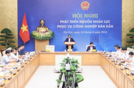 Việt Nam có thể dịch chuyển đào tạo nhân lực CNTT sang lĩnh vực bán dẫn