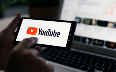 YouTube tiến hành thanh lọc nội dung y tế sai lệch