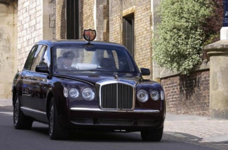 Chiếc Bentley đặc biệt từng gắn bó với Nữ hoàng Anh Elizabeth II