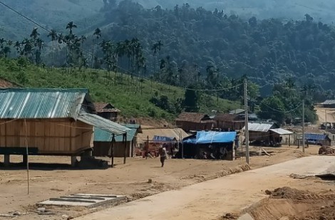 Quảng Ngãi: Người Ca dong vùng lũ quét có nơi ở mới