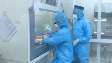 Sở Y tế Thái Nguyên lên tiếng về máy 'đếm' virus HIV xét nghiệm được Covid-19