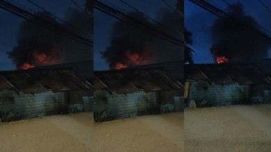 TP.HCM: Cháy lớn thiêu rụi nhà dân ở xã Tân Kiên, H.Bình Chánh