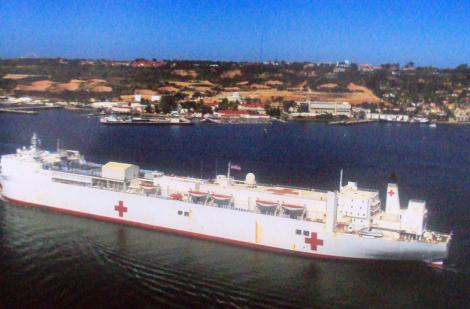 Tàu bệnh viện USNS Mercy của Hải quân Hoa Kỳ đến Phú Yên