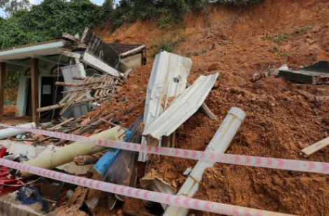 Thừa Thiên - Huế: Không khí lạnh tăng cường, cảnh báo sạt lở và ngập lụt