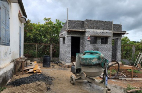 Đắk Lắk: Kiểm tra việc một xã xây 8 nhà vệ sinh tốn đến 1,6 tỉ đồng