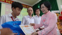 Trung tâm Nuôi dạy trẻ khuyết tật Võ Hồng Sơn: Vượt khó khăn chăm lo cho trẻ