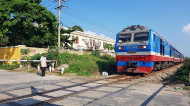 Bắc Ninh đề nghị xử lý dứt điểm vi phạm hành lang ATGT đường sắt