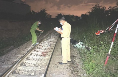 Bình Thuận: Cố băng qua đường sắt, một người bị tàu hỏa tông tử vong