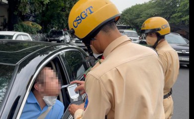 Quảng Trị: Một người lái xe bị tước bằng lái 23 tháng do vi phạm nồng độ cồn