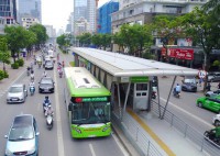 Đề xuất cho phép xe chở khách, xe buýt thường được đi vào làn BRT