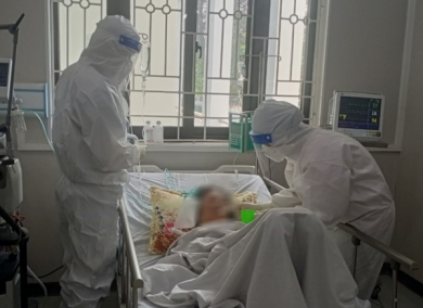 Bệnh viện Đa khoa tỉnh Hòa Bình xử lý ổ dịch COVID-19 mới phát hiện