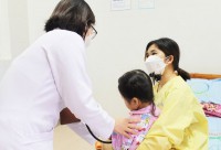 Cảnh báo tình trạng trẻ sốt cao nhập viện do sốt mò