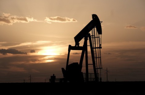 Giá xăng dầu hôm nay 9.5.2022: Tiếp đà giảm