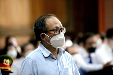 Cựu Phó Bí thư Thành ủy TP Hồ Chí Minh Tất Thành Cang bị tuyên phạt 10 năm tù