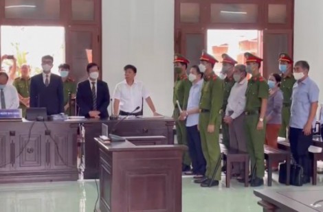 Phú Yên: Hoãn phiên tòa xét xử cựu phó chủ tịch tỉnh và đồng phạm