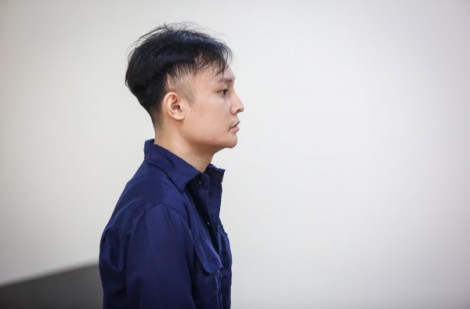 ”Tú ông” Lê Hoàng Long môi giới mại dâm 15.000 USD lãnh 5 năm 6 tháng tù