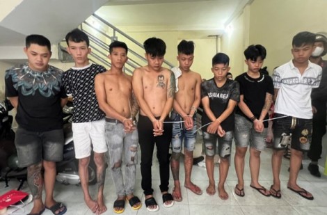 14 cô gái bị giam giữ, lừa cho vay nặng lãi, bắt chụp ảnh khoả thân để khống chế