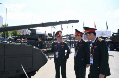 Nga giới thiệu nhiều vũ khí hiện đại tại Diễn đàn và Hội thao quân sự quốc tế