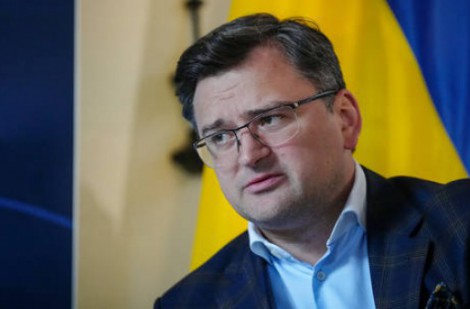 Ngoại trưởng Ukraine: Phương Tây đang chờ Kiev đầu hàng