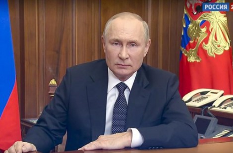 Tổng thống Putin: “Nga sẽ ngăn chặn những ai muốn thống trị thế giới”