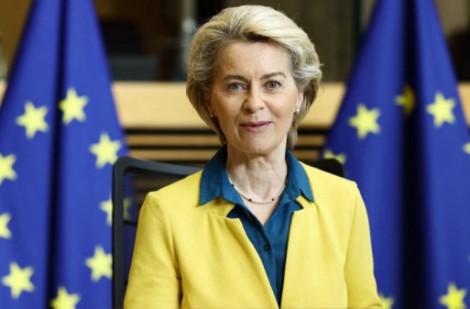 Ủy ban châu Âu chính thức ủng hộ trao quy chế ứng cử viên EU cho Ukraine