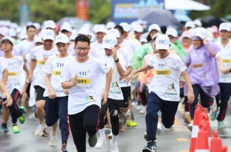 Hơn 4.000 học sinh, sinh viên, giáo viên tham gia giải chạy S-Race Quảng Ninh 2022