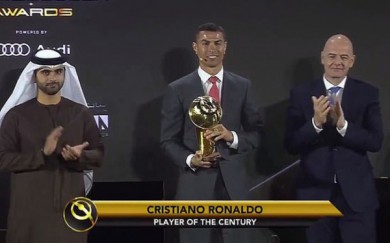 Ronaldo giành giải thưởng cầu thủ xuất sắc nhất thế kỷ